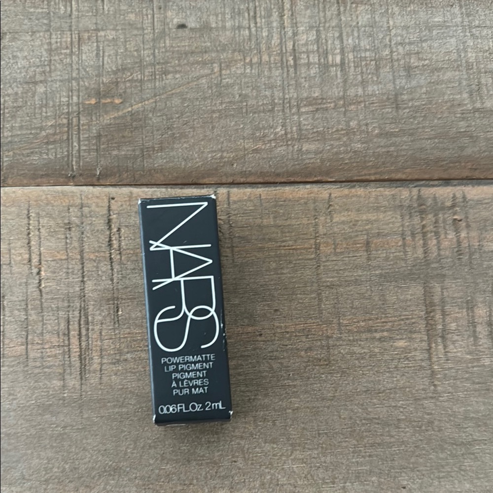 Brand New NARS Powermatte lip pigment in Starwomen